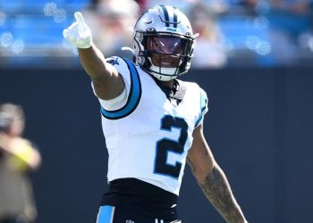 former-panthers-wide-receiver-dj.-moore-reacts-to-trade-to-bears-–-nbc-sports-chicago