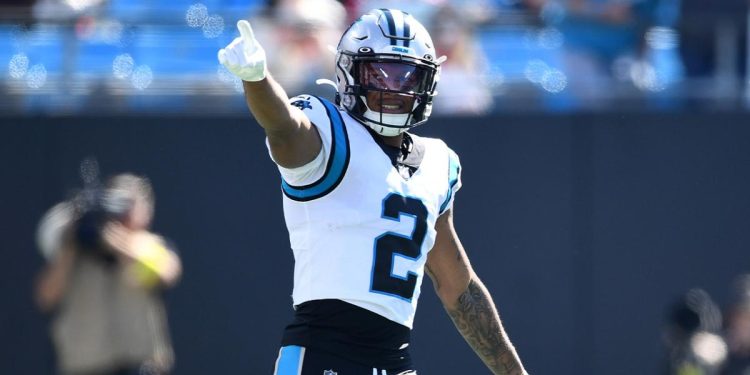 former-panthers-wide-receiver-dj.-moore-reacts-to-trade-to-bears-–-nbc-sports-chicago