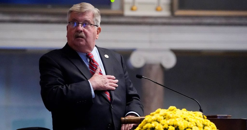 tennessee-republican-'really-sorry'-for-instagram-comments-on-racy-photos-–-huffpost