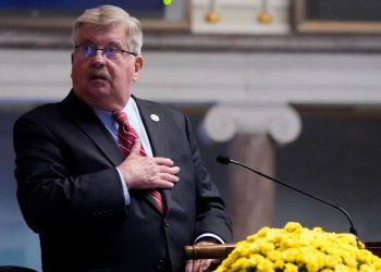 tennessee-republican-'really-sorry'-for-instagram-comments-on-racy-photos-–-huffpost