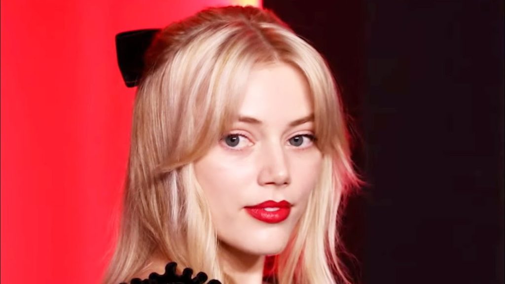 actress-leaves-hollywood-for-twitch-after-being-sexually-harassed-–-youtube