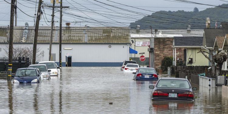 update:-monterey-county-levee-breach-prompts-evacuations,-water-rescues-in-pajaro