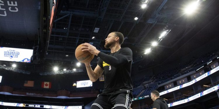 nba-twitter-reacts-to-steph-curry's-clutch-shots-in-warriors'-ot-win