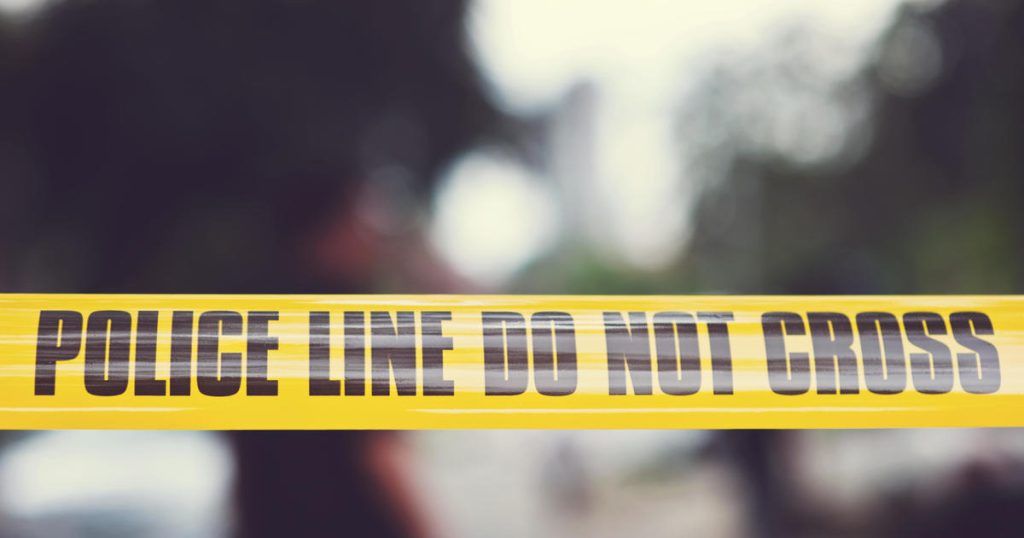 police:-texas-trucker-stalks-and-kills-woman,-husband-in-seattle-area-home-–-cbs-news