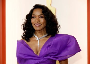angela-bassett:-twitter-reacts-to-oscars-snub-–-v101.9
