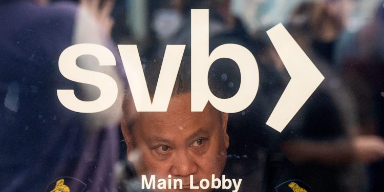 european-markets-live-updates:-global-markets-fall-after-svb-collapse-–-cnbc