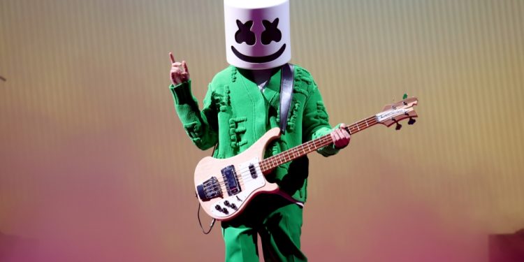 marshmello-scores-first-entry-on-any-latin-chart-with-manuel-turizo-collab-'el-merengue'