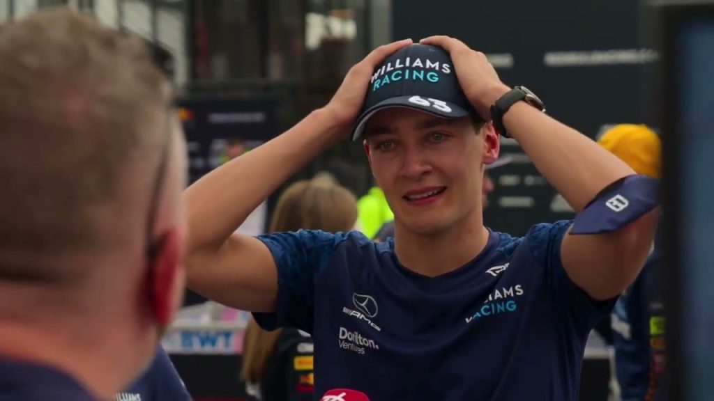george-russell-describes-chaos-and-pandemonium-existing-in-f1-driver's-whatsapp-group