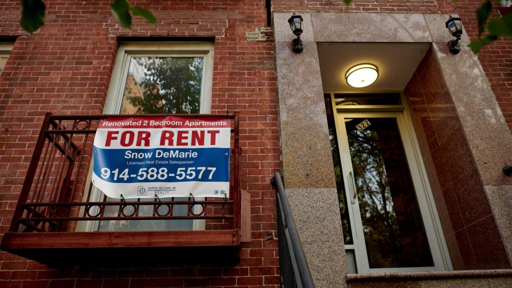 rent-control-policies-are-gaining-support-nationwide-here's-why-economists-still-think-it's-a-bad-idea.