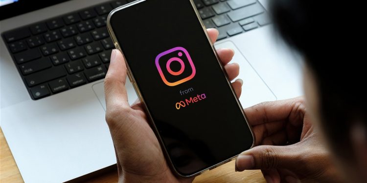 meta-rolls-out-paid-verification-option-for-facebook-and-instagram-users-in-us-–-ktvz