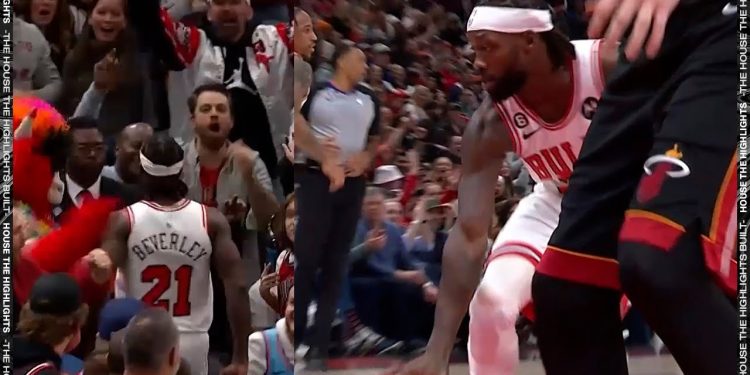 pat-bev-scores-14-straight-for-the-bulls-–-youtube