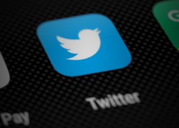 elon-musk-rolls-out-cheeky-auto-response-system-for-twitter-press-inquiries-–-teslarati