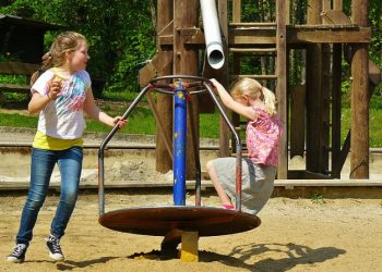 parent's-claim-children-as-young-as-11-offered-drugs-in-park-–-manx-radio