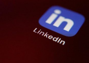 bengaluru-landlords-demand-linkedin-profiles,-cibil-scores,-write-ups-from-tenants