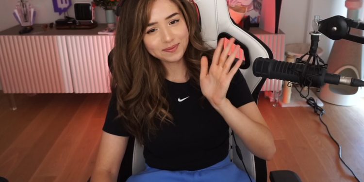pokimane-surprises-fans-by-treating-them-to-free-meals-–-talkesport