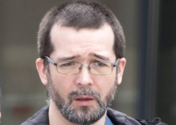 former-teacher-asked-young-schoolgirl-for-naked-pictures-in-sexual-exchanges-…-–-the-irish-times