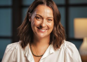 how-celeste-barber-went-from-instagram-star-to-the-lead-in-new-netflix-comedy-wellmania