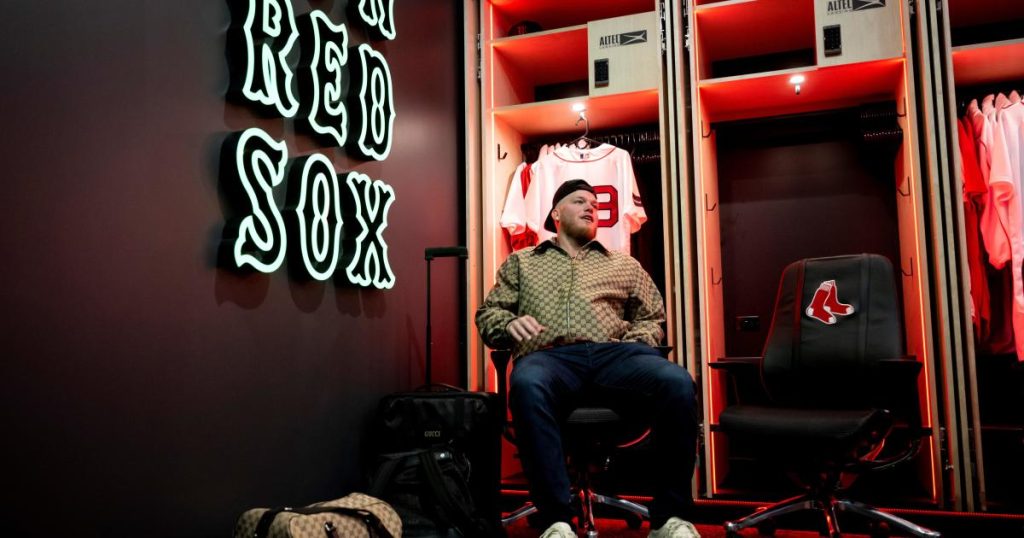 take-a-video-tour-of-red-sox'-renovated-clubhouse-–-cbs-news