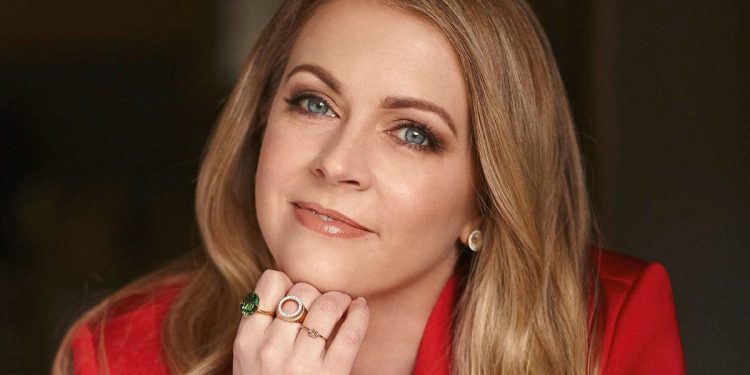 actress-melissa-joan-hart-says-she-and-husband-helped-covenant-school-students-flee-shooting