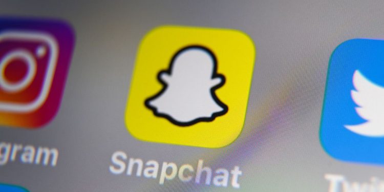 snapchat-adds-new-safeguards-around-its-ai-chatbot-|-techcrunch