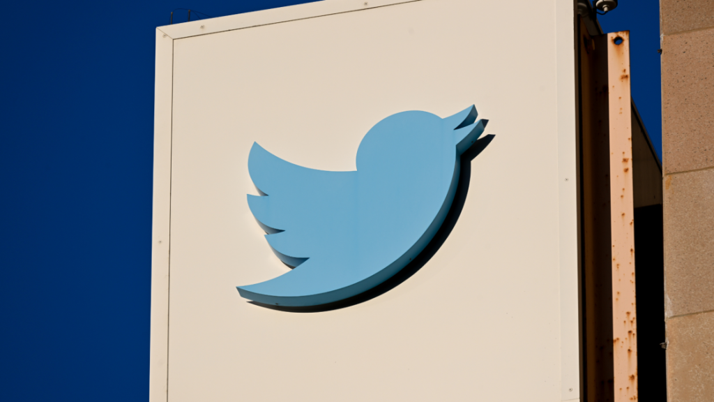 be-careful-what-you-post:-'private'-twitter-circle-tweets-showing-up-publicly-|-pcmag