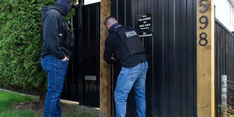 bc.-government-takes-inventory-at-three-hells-angels-clubhouses-|-vancouver-sun