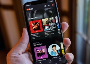 youtube-music-catches-up-with-spotify-and-apple-music-by-adding-real-time-lyrics-feature