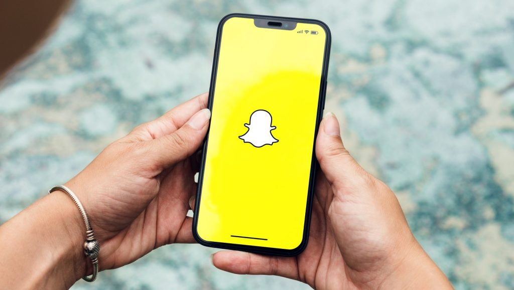 hidden-snapchat-features-that-will-change-how-you-use-the-app-–-slashgear