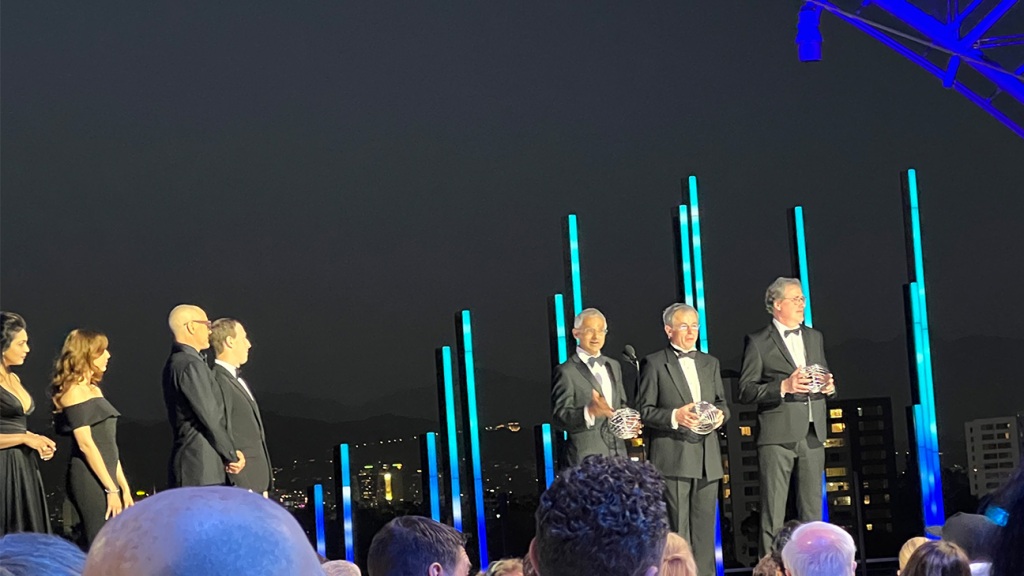 breakthrough-prize-ceremony:-scientists-and-stars-come-together-in-hollywood