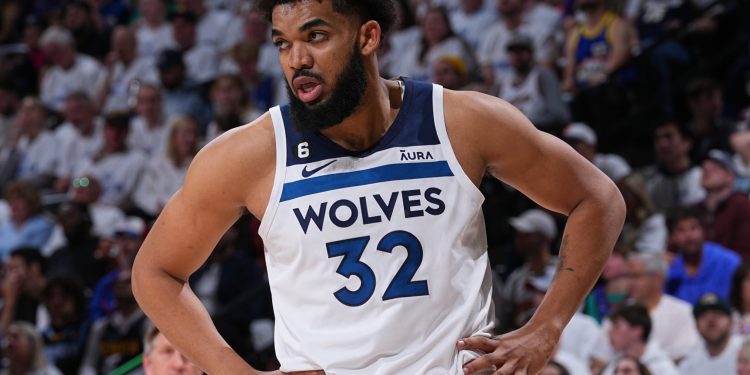 karl-anthony-towns,-t-wolves-called-out-on-twitter-in-blowout-loss-to-jokic,-nuggets