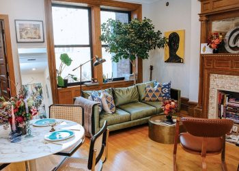 this-amy-amalia-painting-in-shanika-hillocks's-apartment-started-as-an-instagram-crush