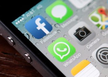 whatsapp-and-signal-warn-uk-bill-could-open-door-to-'indiscriminate-surveillance'