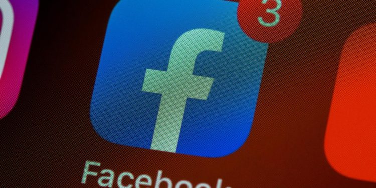 if-you-have-used-facebook-in-the-last-16-years,-you-can-get-settlement-money-–-cbs-news