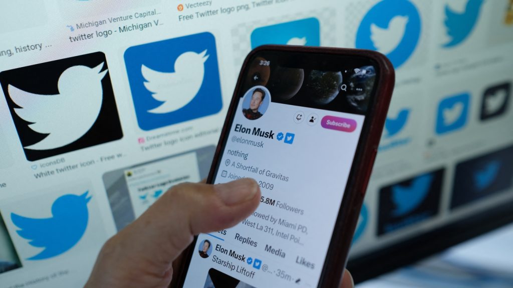 twitter-erases-state-affiliated,-government-funded-labels-from-npr-and-other-accounts