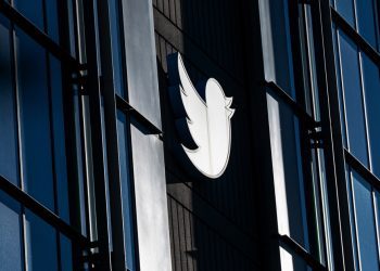 fake-accounts-pop-up-on-twitter-following-legacy-blue-check-removals-–-nbc-news