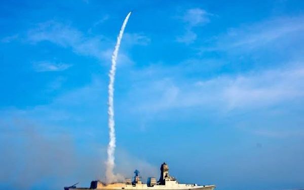 drdo,-indian-navy-conduct-successful-trial-of-bmd-interceptor-from-naval-platform