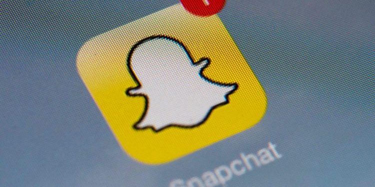'i-tested-snapchat's-creepy-ai-function-that-users-are-ditching-the-app-over'-–-mirror-online