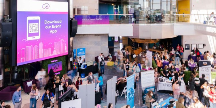 chicago-conference-aims-to-boost-women-in-tech-–-axios