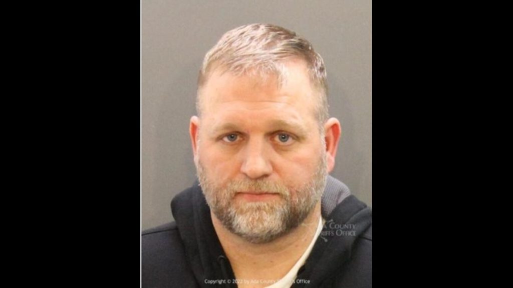 he-has-no-counsel:-ammon-bundy-files-petition-to-move-case-to-federal-court-–-ktvb