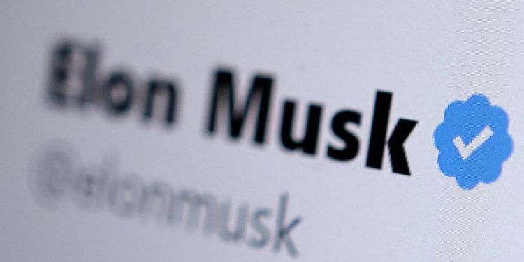 analysis-companies-wary-as-twitter-checkmark-policy-fuels-imposter-accounts-|-wtvb