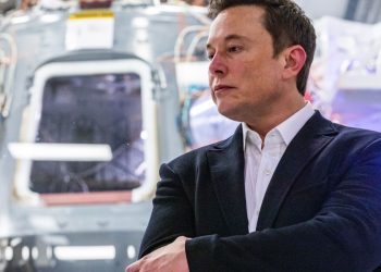 musk-threatens-to-give-away-npr's-twitter-handle-unless-it-tweets-again-–-rolling-stone