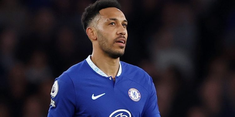 pierre-emerick-aubameyang-responds-to-sympathetic-arsenal-fan-on-instagram-as-chelsea-…