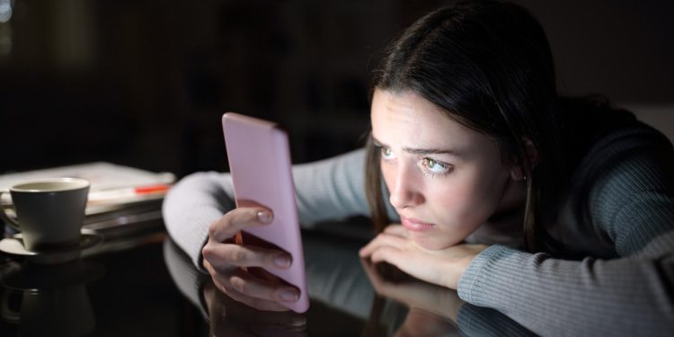 teens-are-turning-to-snapchat's-'my-ai'-for-mental-health-support-—-which-doctors-warn-against