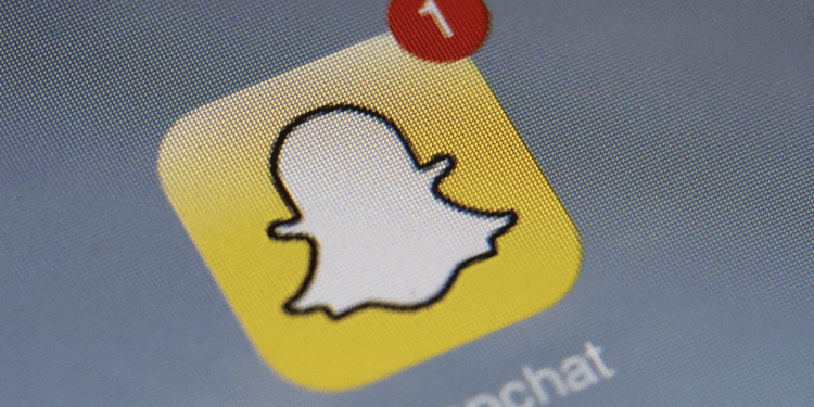 10-best-snapchat-hacking-apps-(spyware-apps)-–-startup-info
