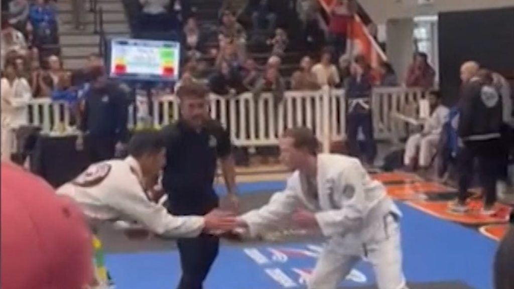 mark-zuckerberg-jiu-jitsu-video:-facebook-founder-won-gold-medal-–-usa-today