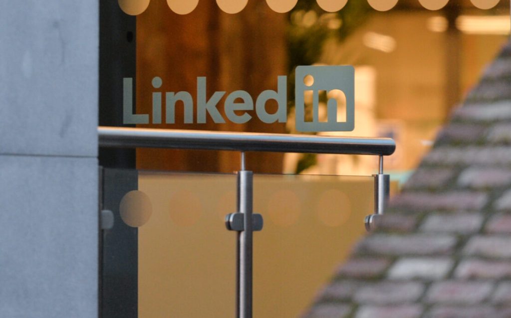 linkedin-announces-hundreds-of-layoffs-as-tech-sector-continues-slide