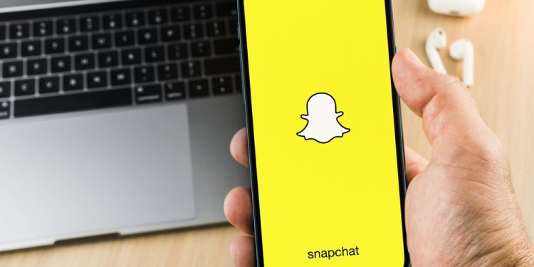 what-is-my-ai-on-snapchat?-(how-to-remove-&-is-it-safe?)-|-trend-micro-news