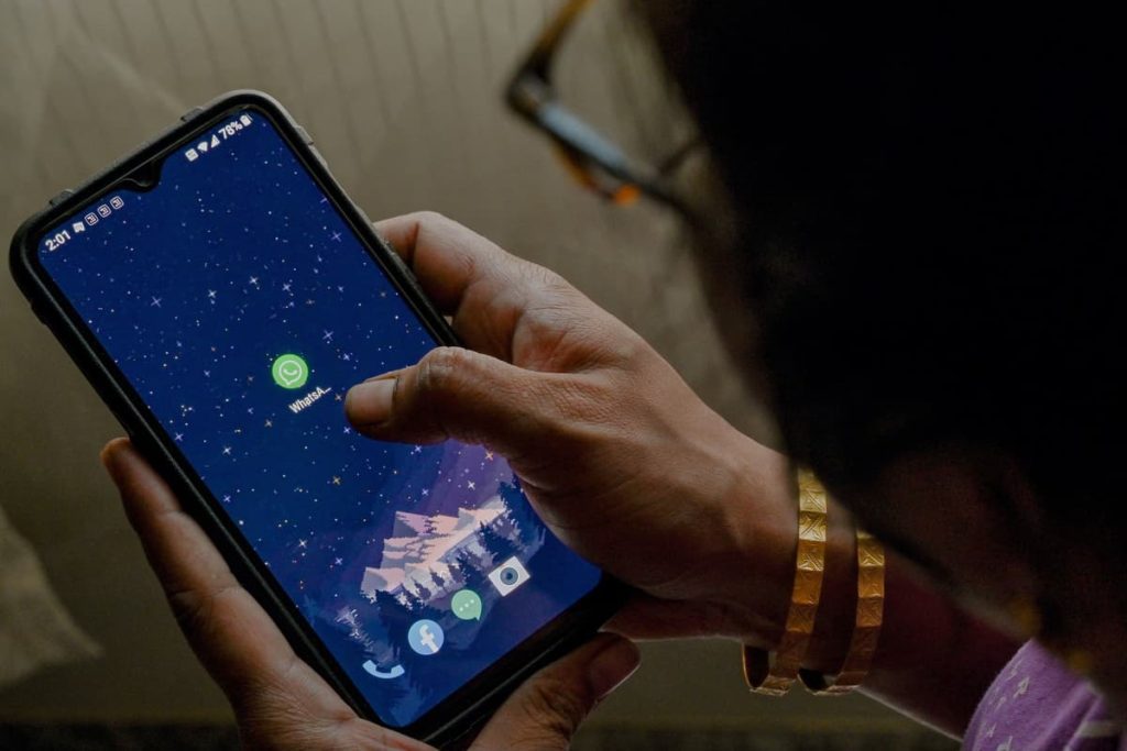 whatsapp:-is-the-meta-app-listening-to-your-conversations,-and-how-to-check-microphone-usage