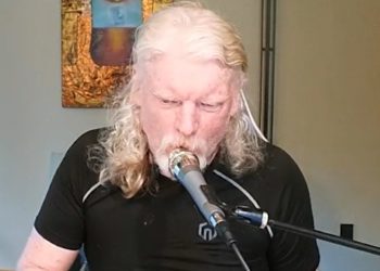 twitch's-ceo-goes-live-and-impresses-viewers-with-his-musical-abilities-–-dexerto