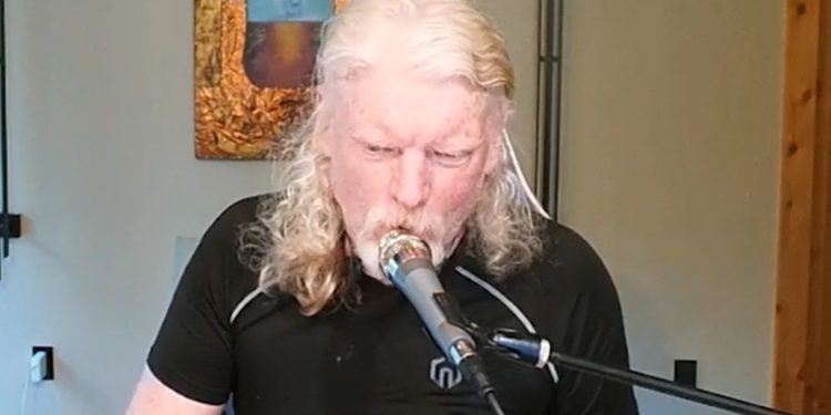 twitch's-ceo-goes-live-and-impresses-viewers-with-his-musical-abilities-–-dexerto